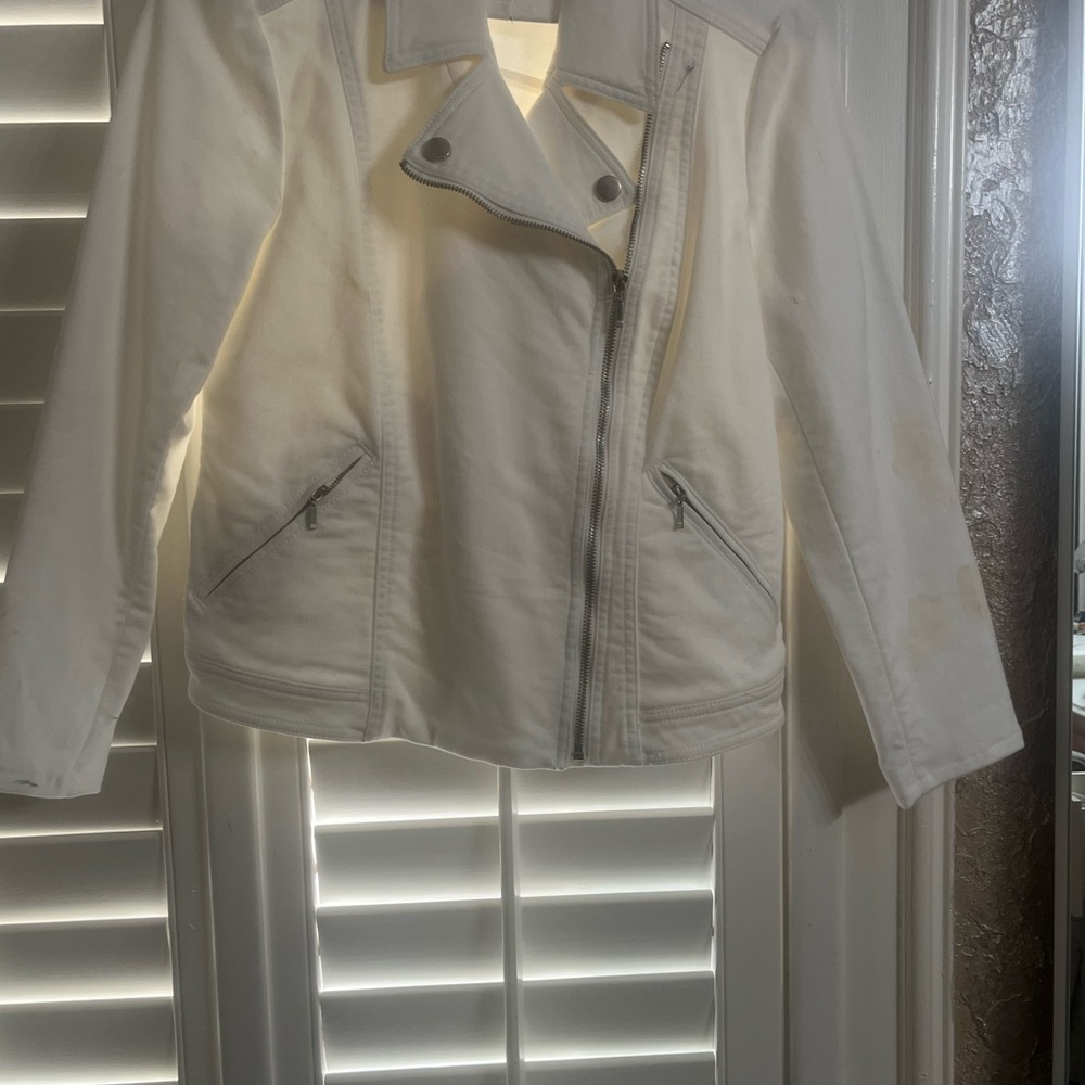 WHITE  JACKET